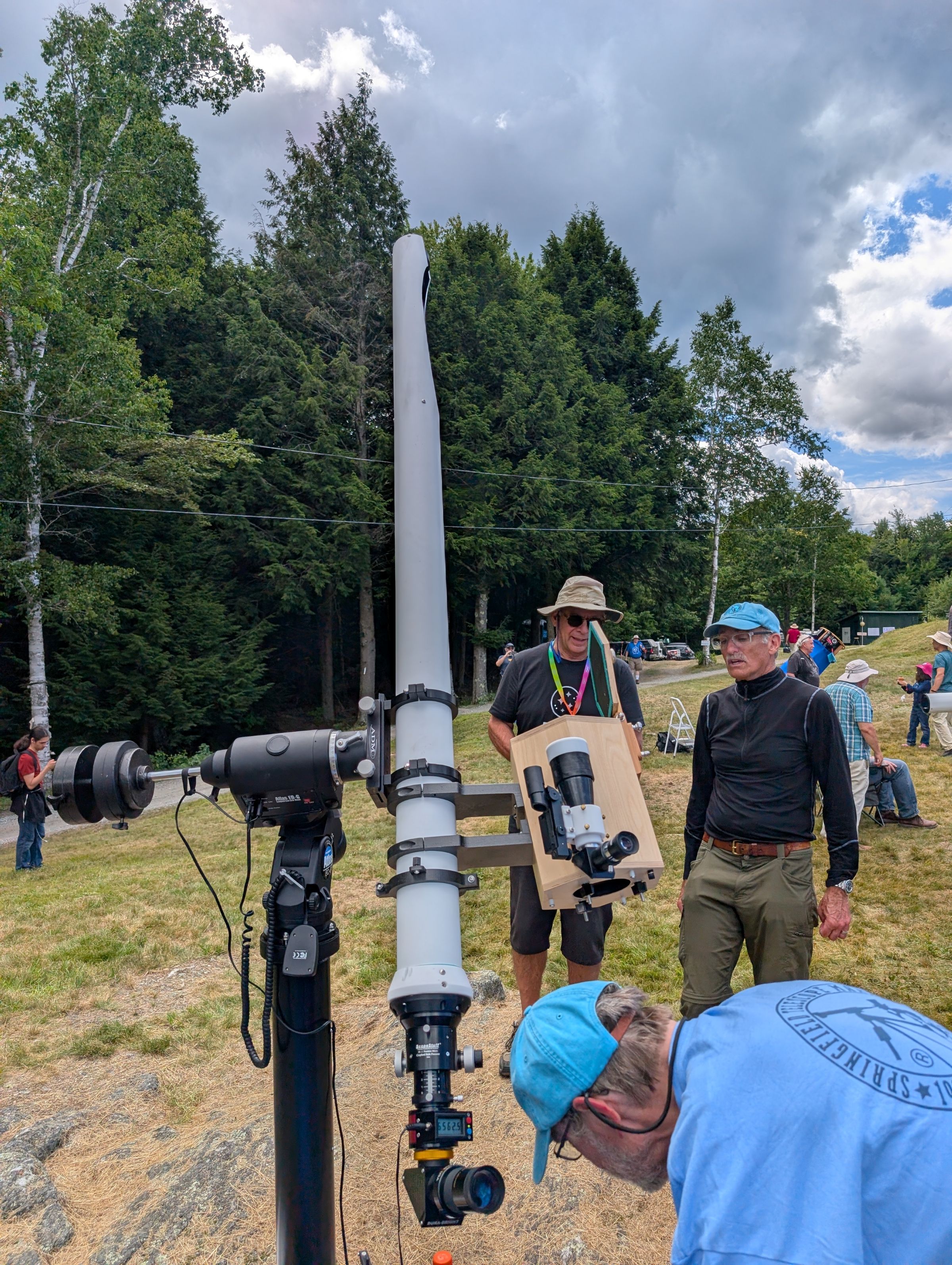 A folded reflector telescope on display at Stellafane 2026